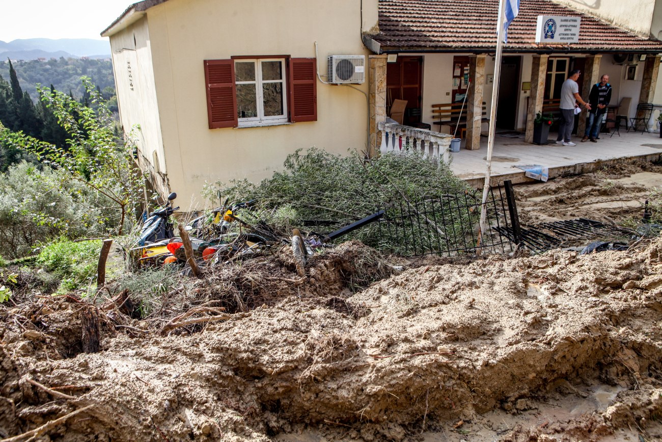 Καταστροφικές συνέπειες της κακοκαιρίας στη δυτική Ελλάδα