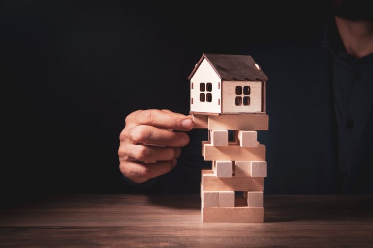 Η γενιά των millennials αποκλείεται από την αγορά κατοικίας: Η κατάσταση είναι μη βιώσιμη