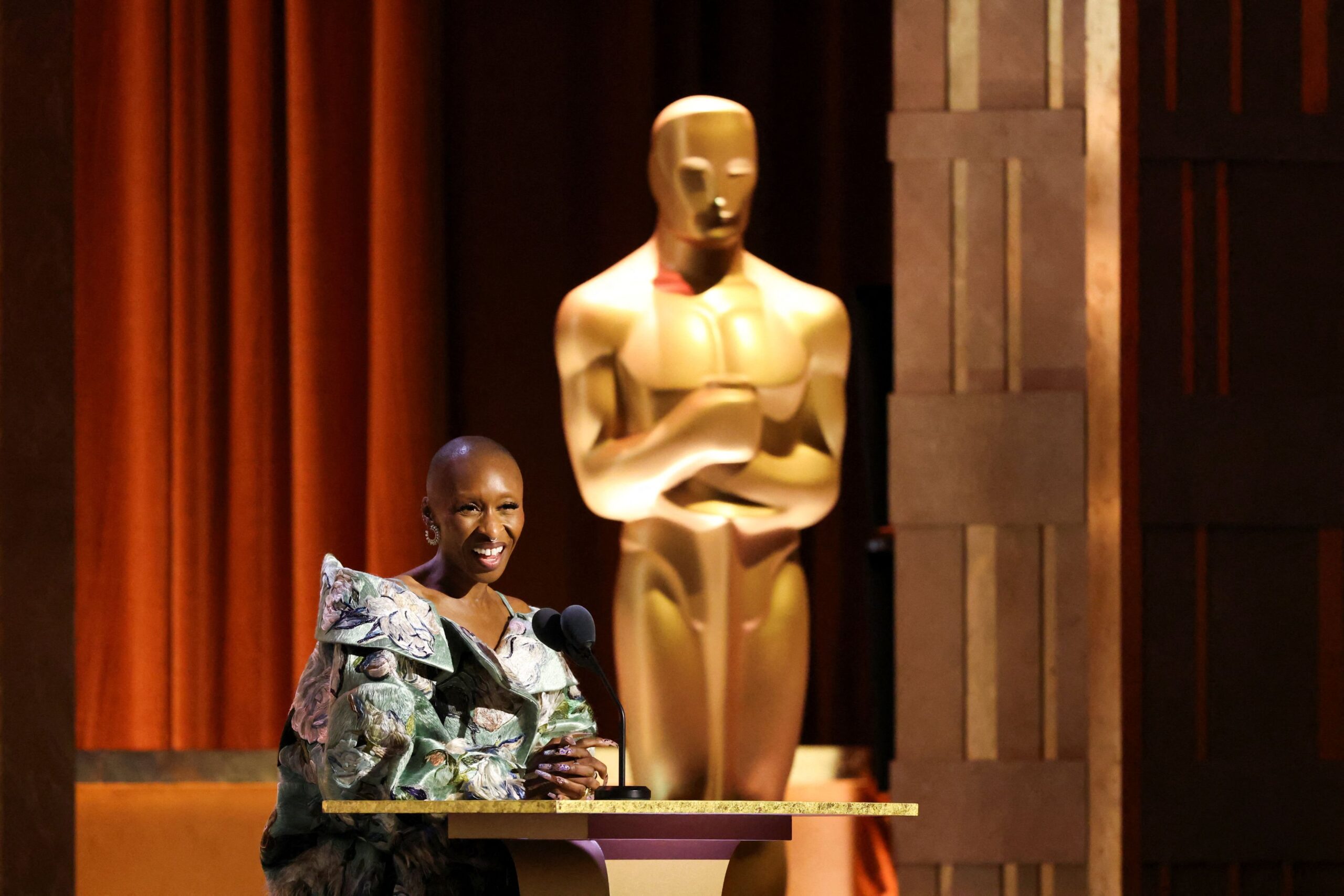 Η Σίνθια Ερίβο αναλαμβάνει πρωταγωνιστικό ρόλο στον κινηματογραφικό Οθέλλο του Σαίξπηρ