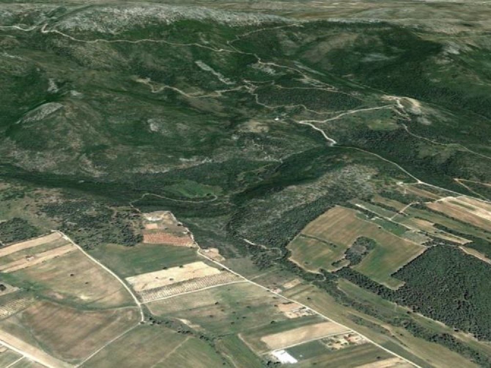 Νέες ρυθμίσεις στο κτηματολόγιο και τους δασικούς χάρτες για την προστασία ιδιοκτησιών σε κίνδυνο