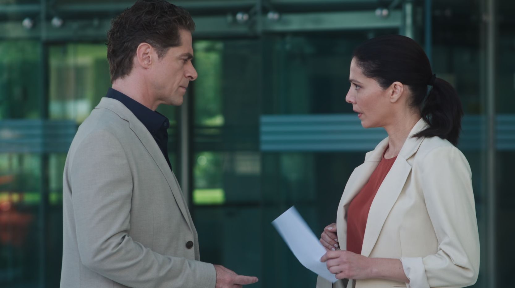 Μια νύχτα μόνο: Συναρπαστικές εξελίξεις και ανατροπές