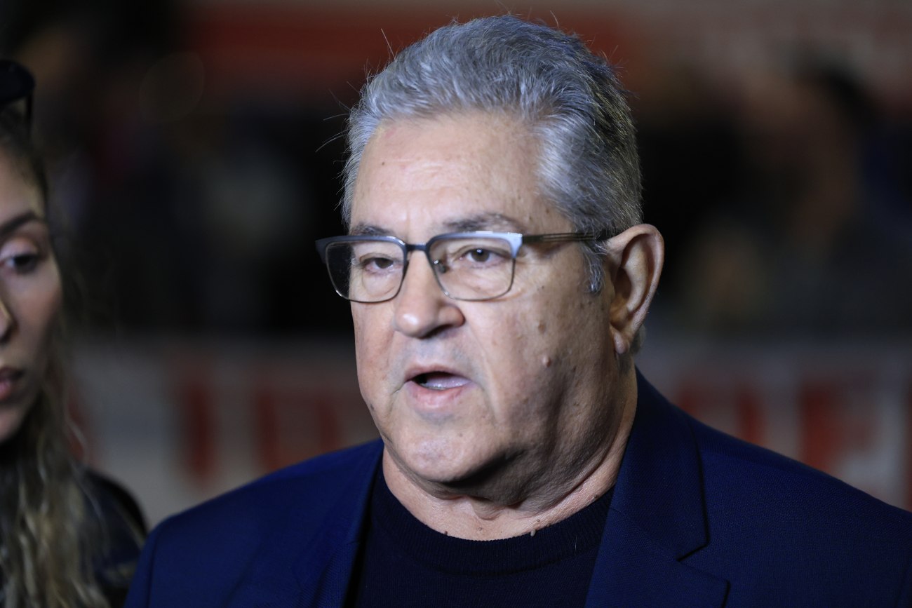 Κουτσούμπας: Κάθε γυναίκα που αντιμετωπίζει τη βία έχει την πλήρη στήριξή μας