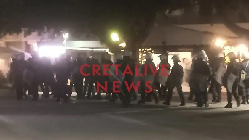 Κρήτη: Επεισόδιο μεταξύ Ισραηλινών τουριστών και διαδηλωτών υπέρ της Παλαιστίνης στο Ηράκλειο με τουλάχιστον 15 προσαγωγές