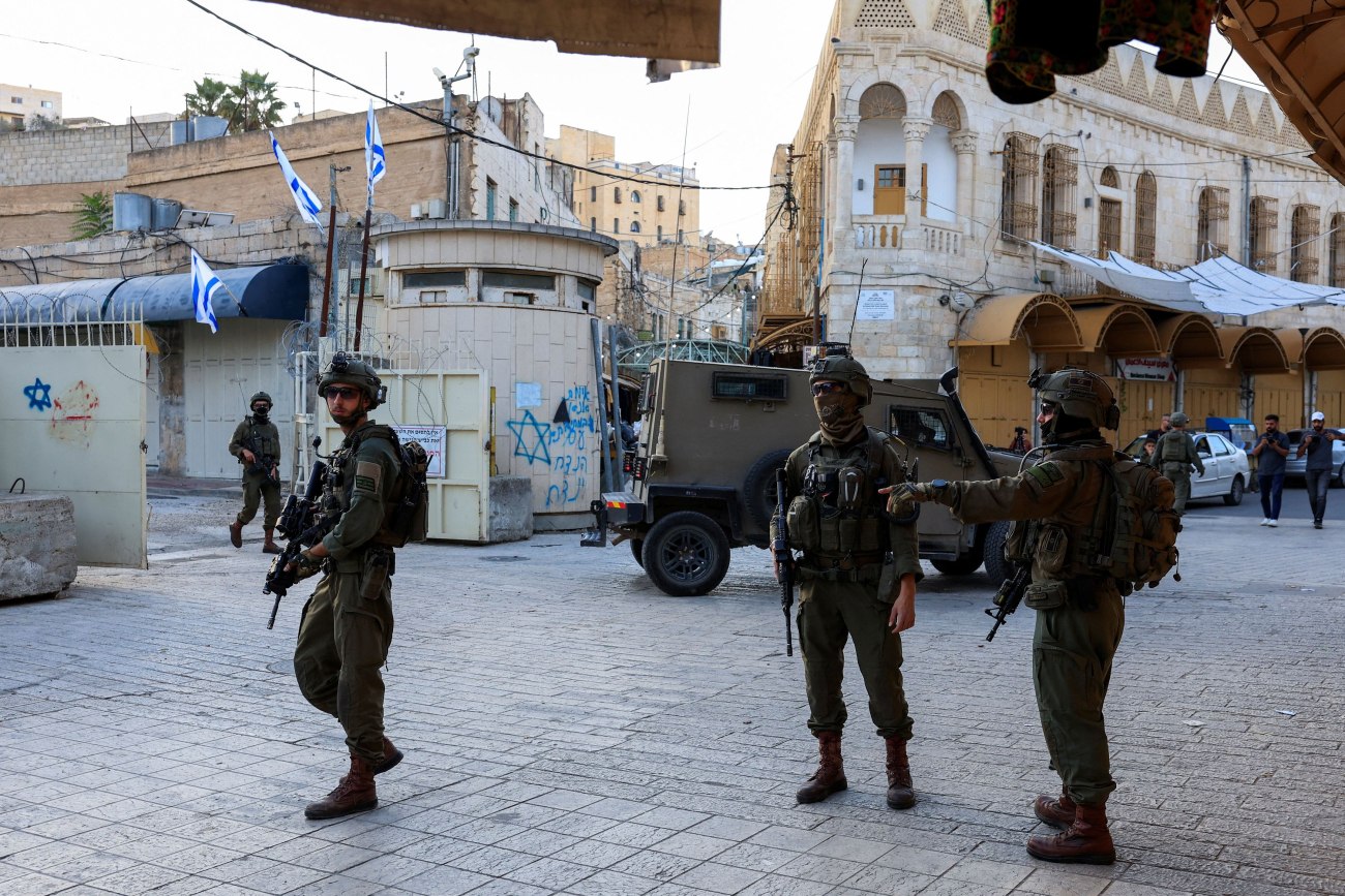 Δυτική Όχθη: Νέα στρατιωτική επιχείρηση του Ισραήλ κλιμακώνει τη βία κατά των Παλαιστινίων