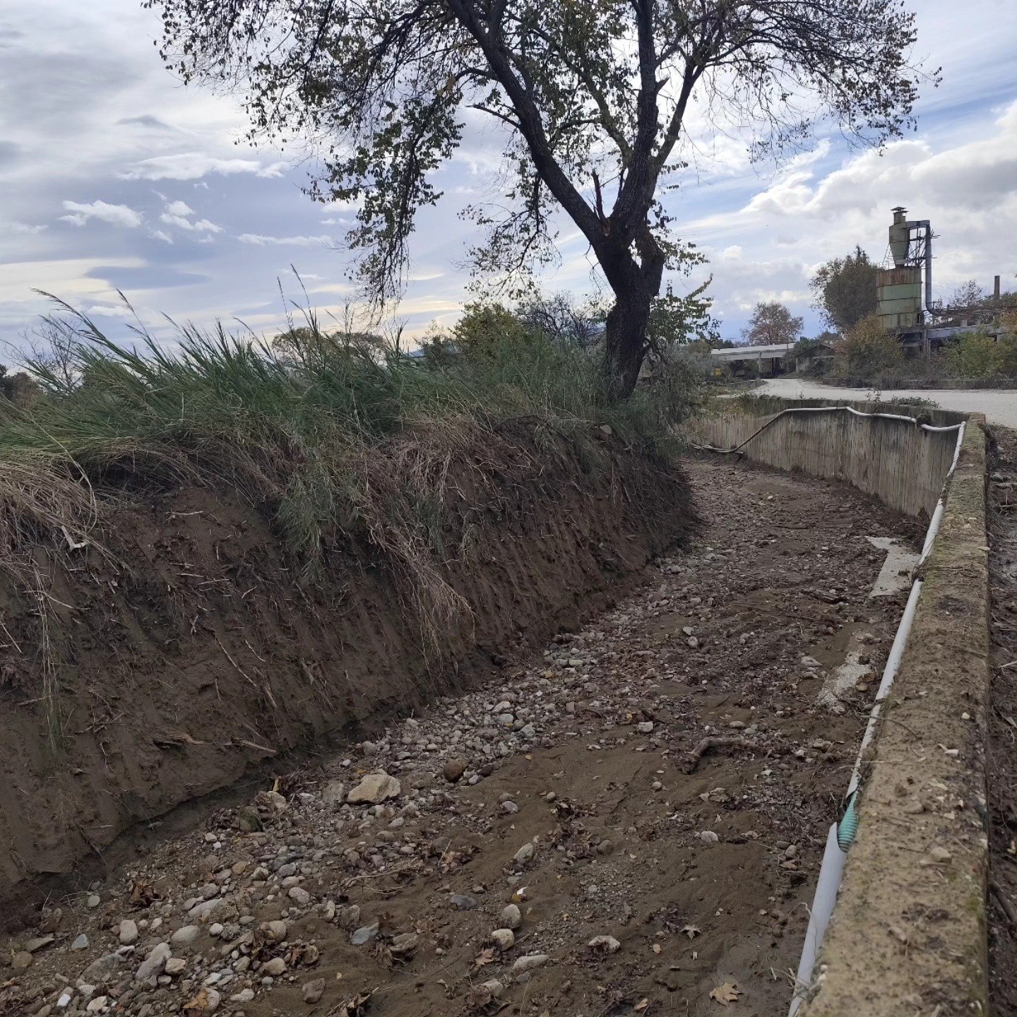 Αντιπλημμυρική προστασία στην Καλαμπάκα: Νέα έργα από τον Δήμο Μετεώρων