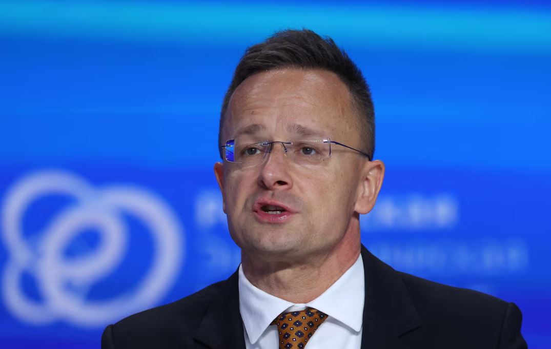 Η ιστορική αποχώρηση του Λεονίντ Φεντούν από τη Lukoil