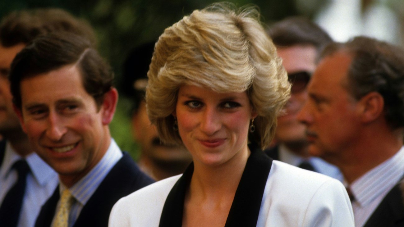 Ο πρώην βοηθός της πριγκίπισσας Νταϊάνα αποκαλύπτει ότι την θεωρούσε εσωτερικό εχθρό – μια ανατριχιαστική αποκάλυψη