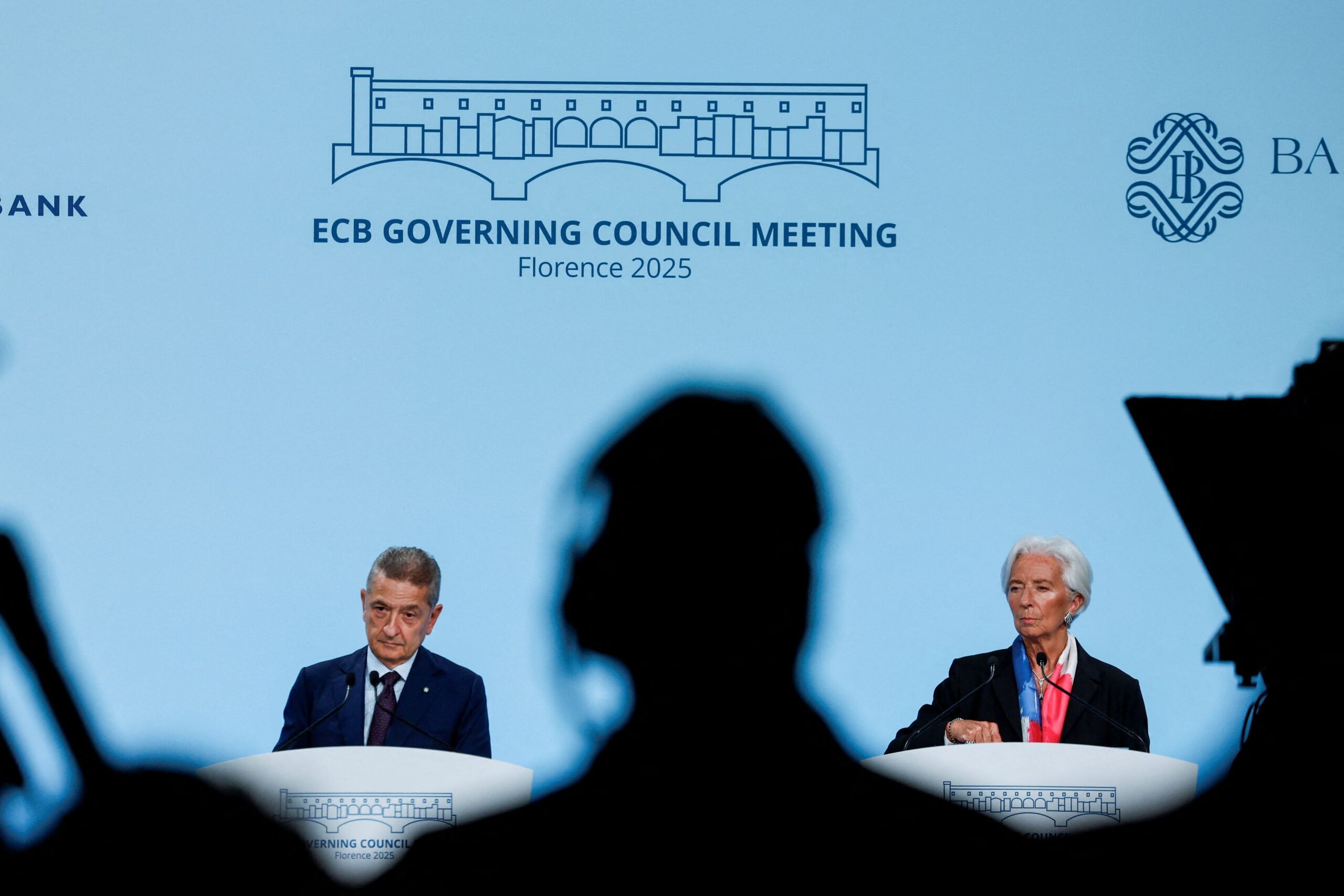 Η δημόσια έκφραση απόψεων από τεχνοκράτες: Μια διχογνωμία στο προσκήνιο