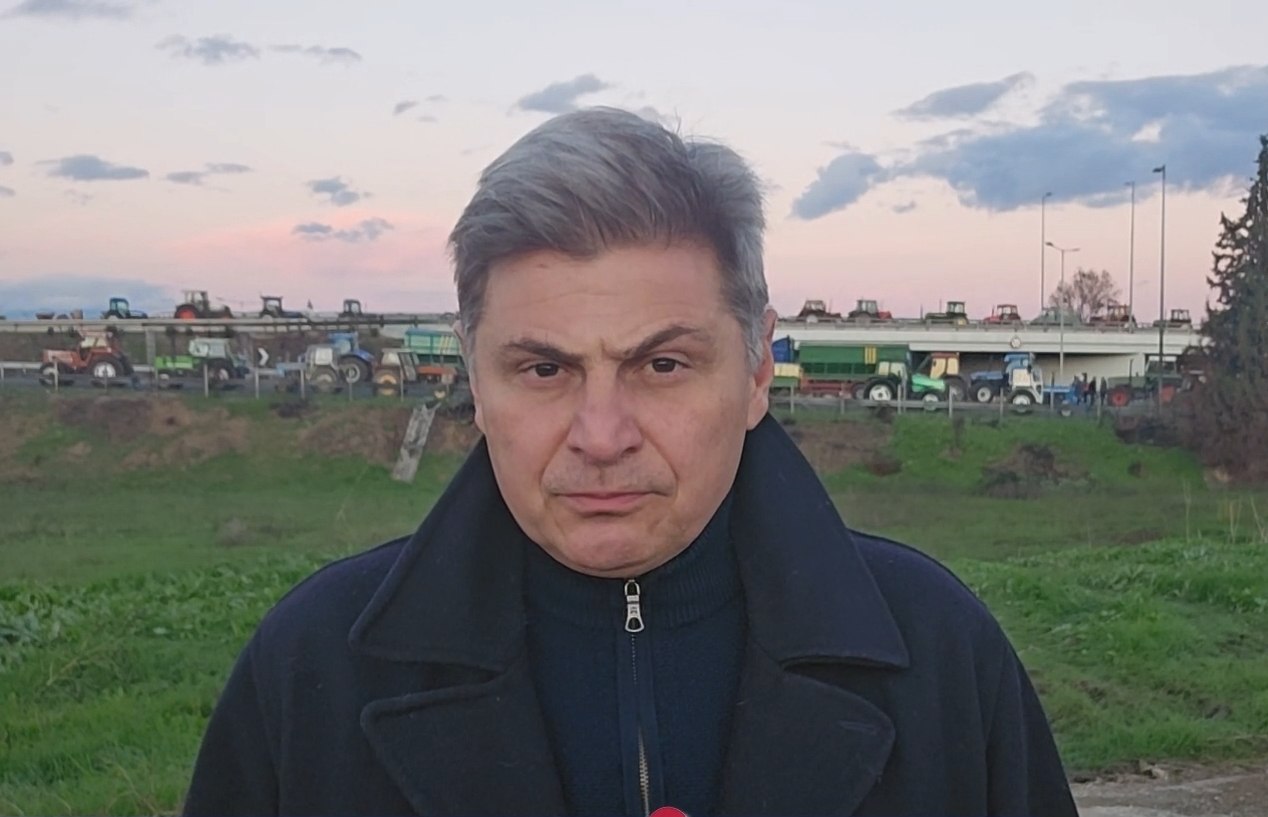 Έκκληση Φαραντούρη από το μπλόκο Νίκαιας: Η αδιαφορία και η διαφθορά πλήττουν τον πρωτογενή τομέα