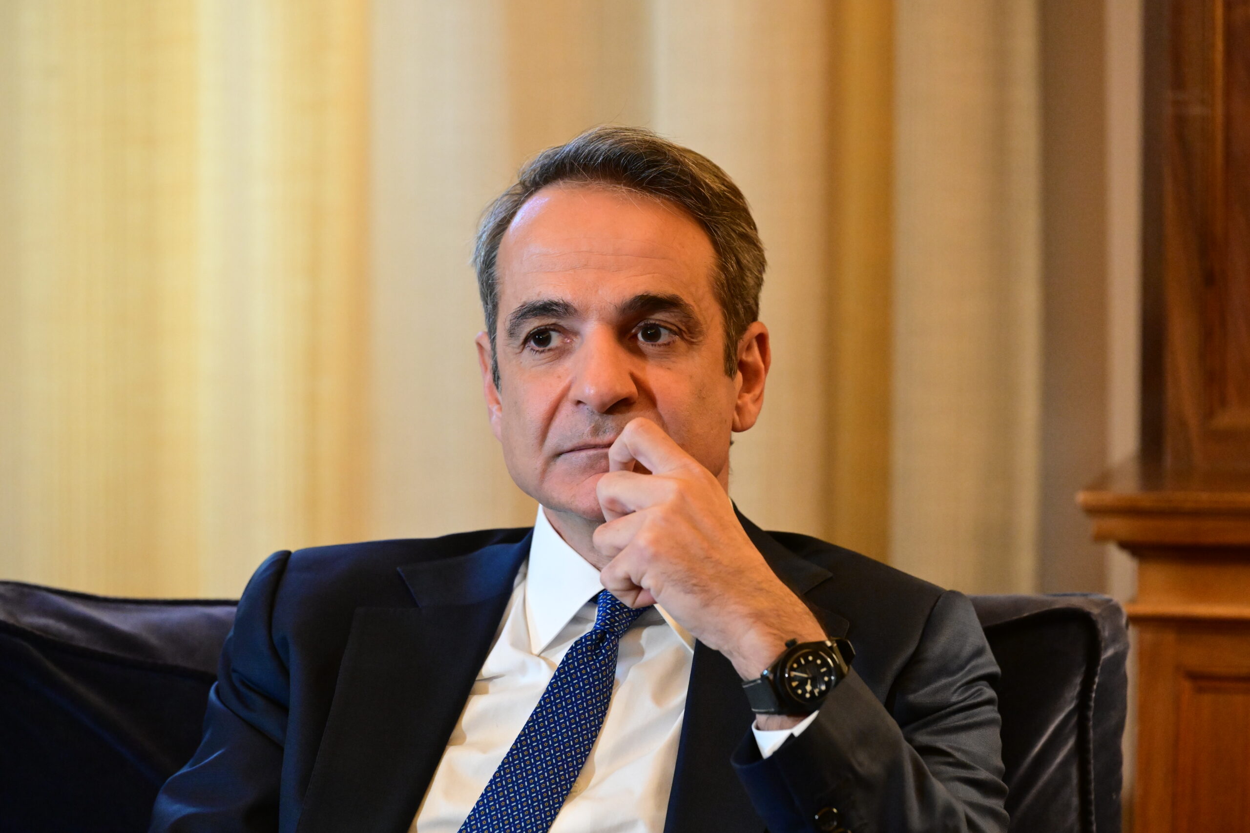 Μέτωπα παντού δίχως τέλος για την κυβέρνηση