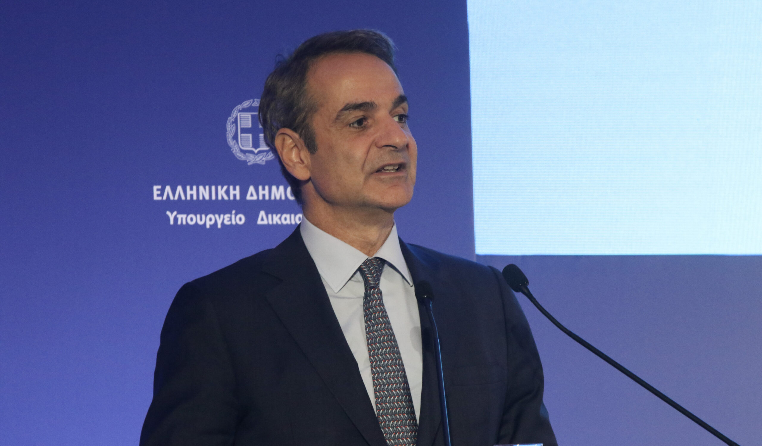 Τα «αντίδωρα» Μητσοτάκη στους αγρότες που δεν αρκούν για να «σπάσουν» τα μπλόκα