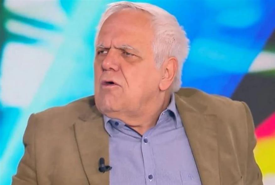 Πάσχος Μανδραβέλης: Χθες μίλησα για τον «Φραπέ» και με απείλησαν λέγοντας “θα έχεις την τύχη του Καραϊβάζ”