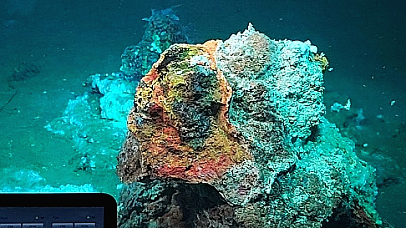 Αποκαλύψεις για άγνωστα υποθαλάσσια υδροθερμικά πεδία στη Μήλο