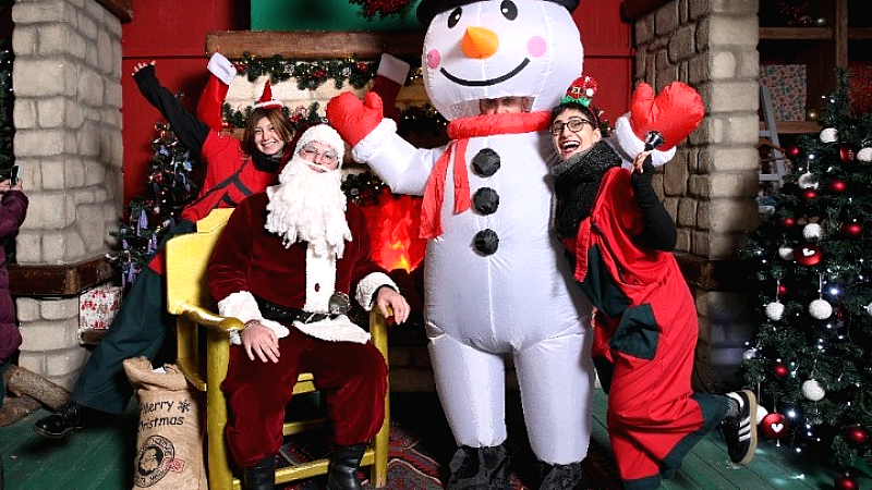 Το μαγικό «Χωριό των Μαγεμένων» ανοίγει τις πύλες του στη Θεσσαλονίκη