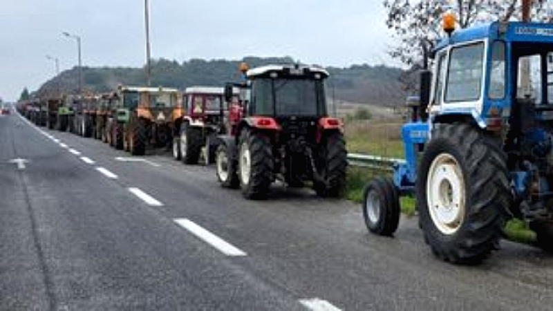 Ανοίγει το τελωνείο Προμαχώνα μετά από 6ωρο αποκλεισμό