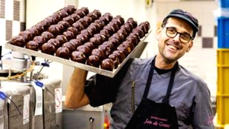 Η θεοβρομίνη στη μαύρη σοκολάτα μπορεί να επιβραδύνει τη γήρανση