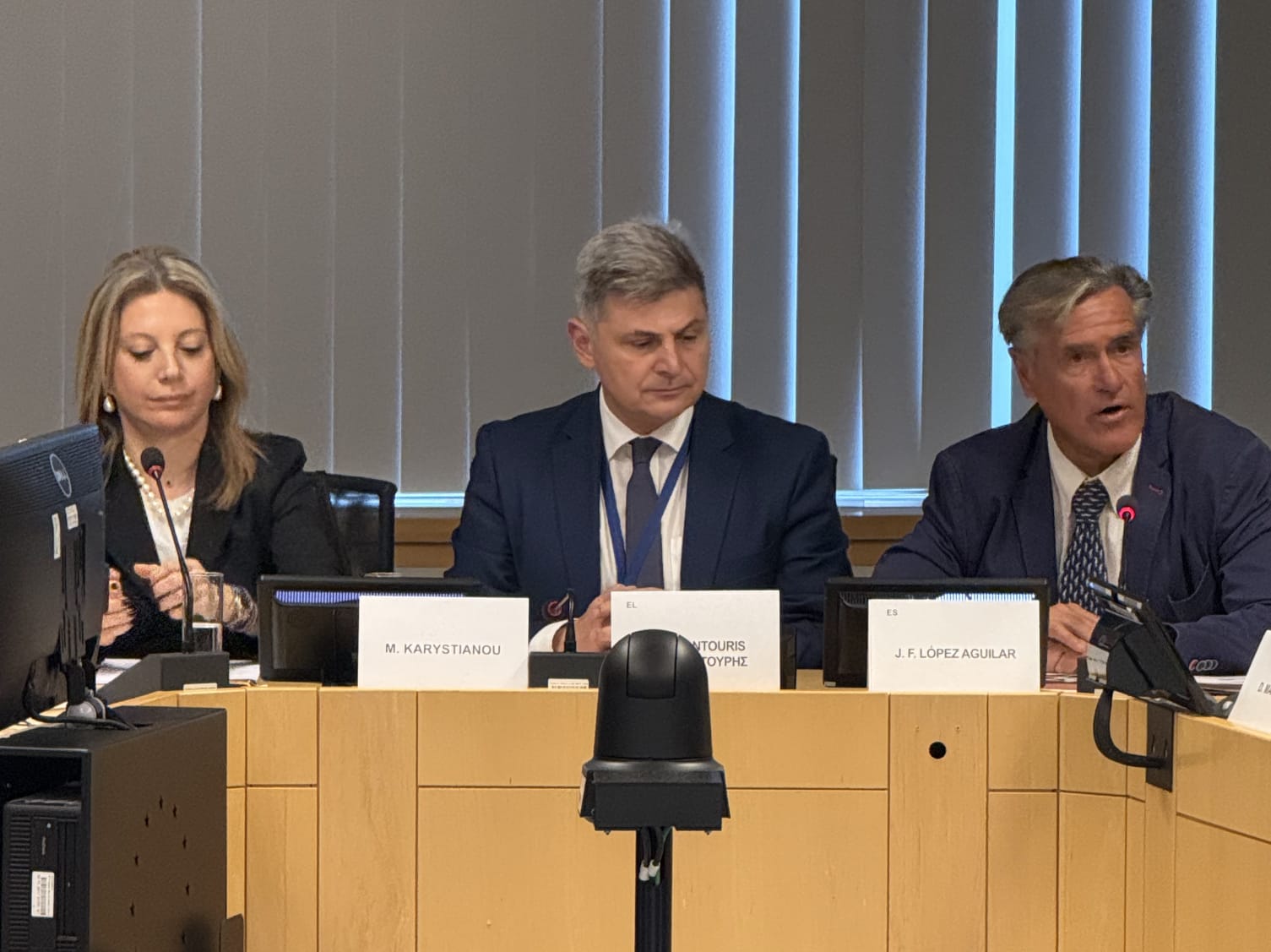 Καρυστιανού – Φαραντούρης στις Βρυξέλλες για άρθρο 86: Να προχωρήσουν οι διώξεις για Τέμπη και ΟΠΕΚΕΠΕ  