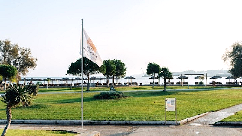 ΕΤΑΔ: Δεσμευτικές προσφορές για την εκμίσθωση της Ακτής Βουλιαγμένης