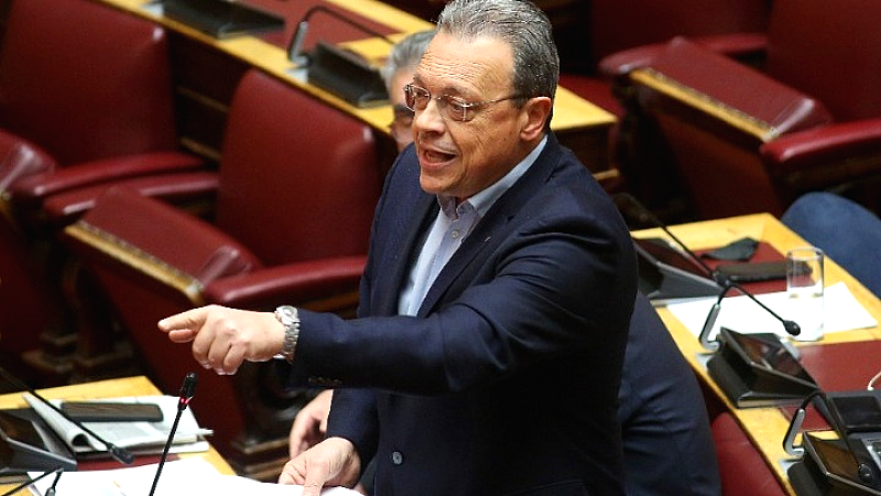 Σκληρή αντιπαράθεση Φάμελλου-Φλωρίδη στη Βουλή για την αξιοπιστία της Δικαιοσύνης