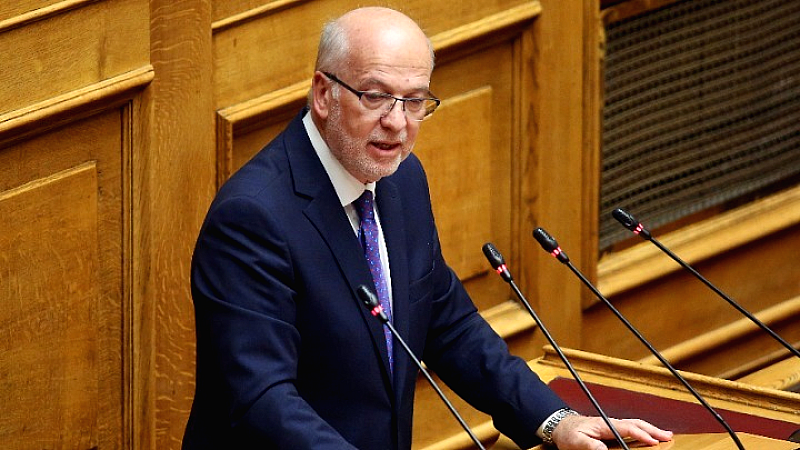 Γ. Φλωρίδης: Κίνδυνος για τη ζωή 20 καρκινοπαθών λόγω της κατάληψης στο αεροδρόμιο Ηρακλείου