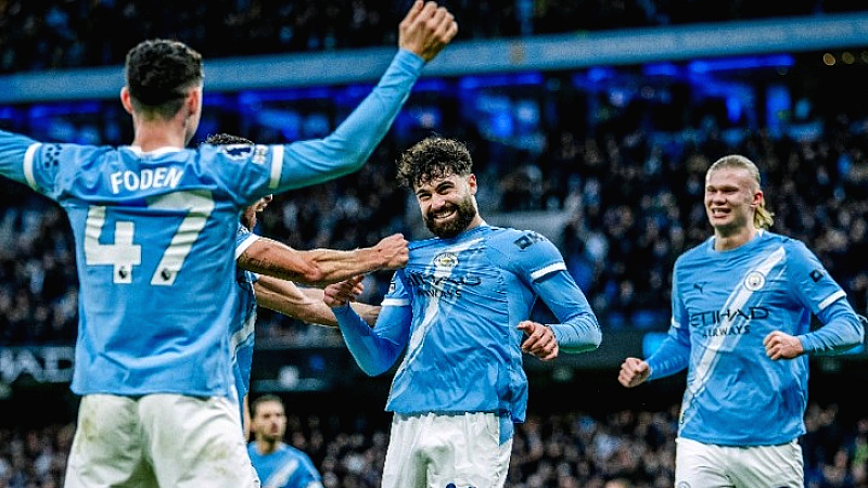 Η Μάντσεστερ Σίτι κυριαρχεί με 3-0 επί της Σάντερλαντ, πλησιάζοντας την κορυφή