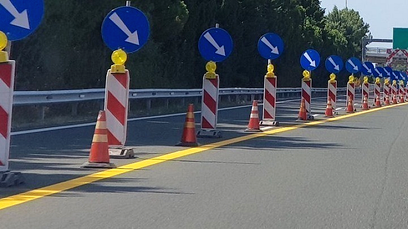 Σημαντικές κυκλοφοριακές ρυθμίσεις στη λεωφόρο Αθηνών λόγω πτώσης βράχων