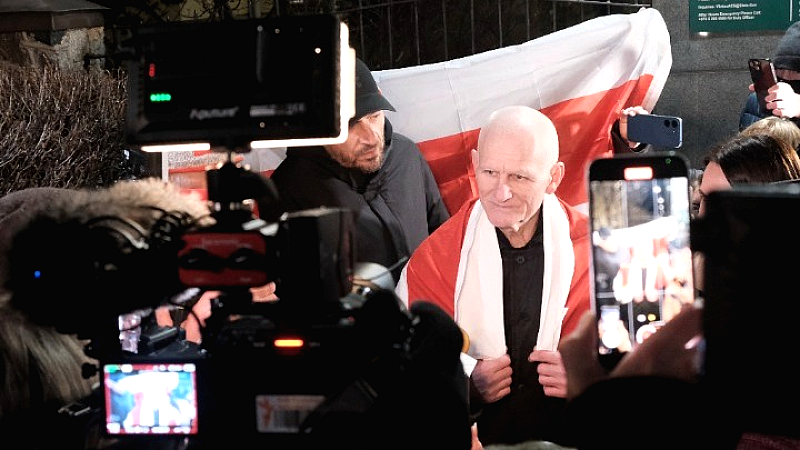 Λευκορωσία: Η συγκινητική επανένωση της συζύγου του Άλες Μπιαλιάτσκι μετά από πέντε χρόνια