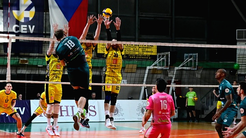 Ο Μίλωνας αποκλείστηκε στα κρίσιμα σημεία από την Καρλοβάρσκο