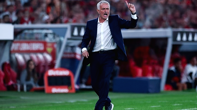 Μουρίνιο: «Η απουσία του Παυλίδη οφείλεται σε τακτική επιλογή»