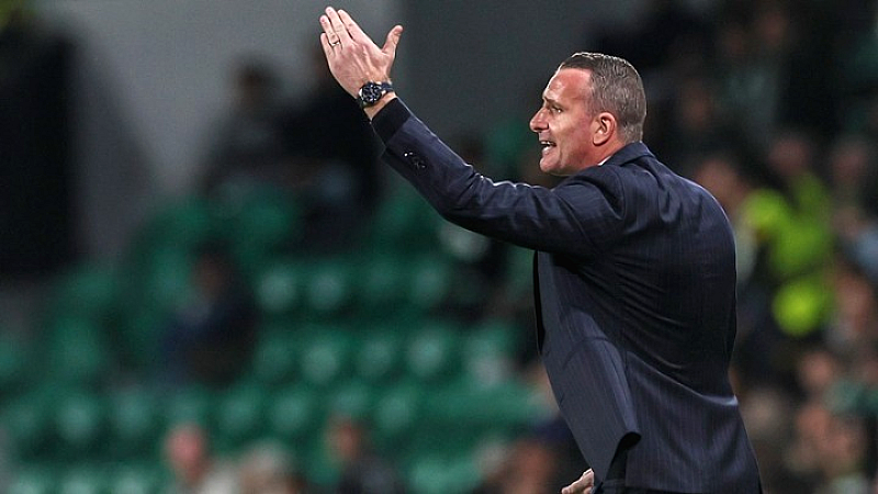 Μπριζ: Αλλαγή προπονητή με τον Λέκο στον πάγκο