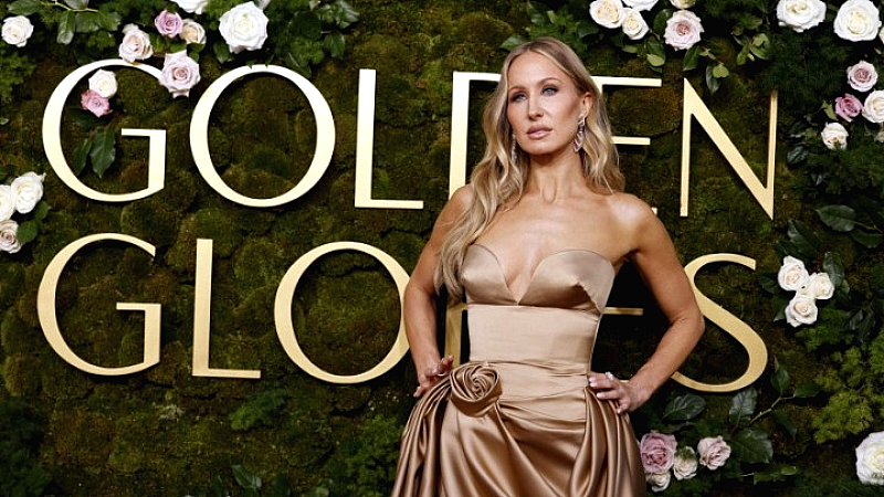 Netflix: Νίκι Γκλέιζερ, Μπρέντα Σονγκ και Φόρτσουν Φάιμστερ πρωταγωνιστούν στη νέα κωμωδία «The Fifth Wheel» με την Κιμ Καρντάσιαν