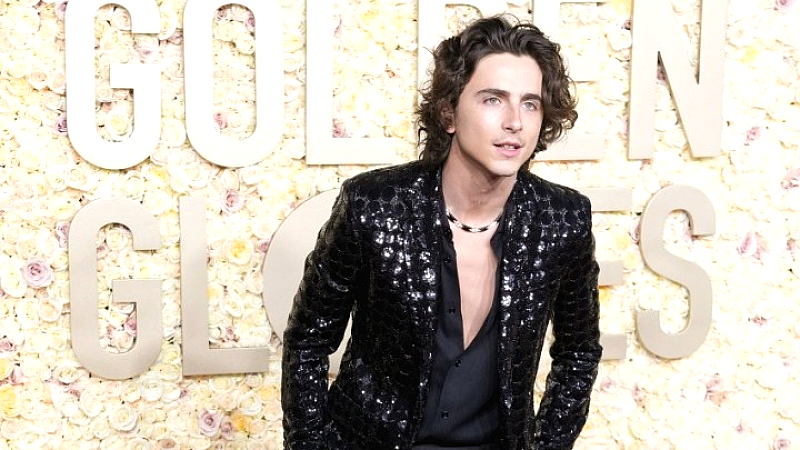 Ανατροπή από τον Τίμοθι Σαλαμέ: Απαντά στις φήμες για τη σύνδεση με τον ράπερ EsDeeKid