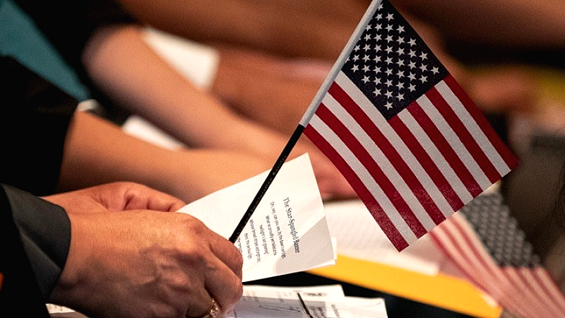 Οι ΗΠΑ σταματούν τις μεταναστευτικές αιτήσεις από 19 χώρες υψηλού κινδύνου