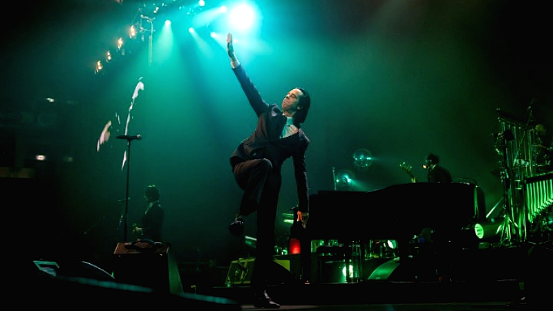 Πρώτη υποψηφιότητα για Χρυσή Σφαίρα για τους Νικ Κέιβ και Μπράις Ντέσνερ