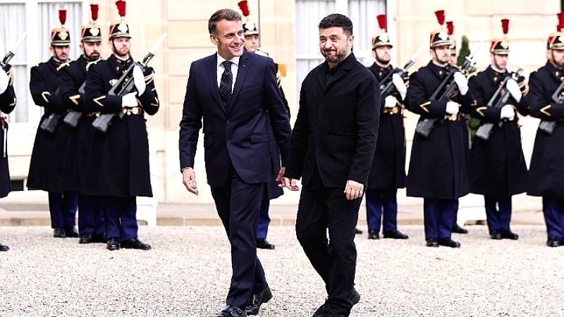 Συνομιλίες Μακρόν και Ζελένσκι με διαπραγματευτές ΗΠΑ και Ουκρανίας στη Φλόριντα