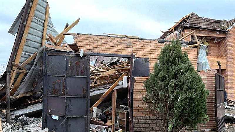 Πλήγμα ρωσικών drones σε πολυκατοικία στο Σούμι: Τουλάχιστον 7 τραυματίες