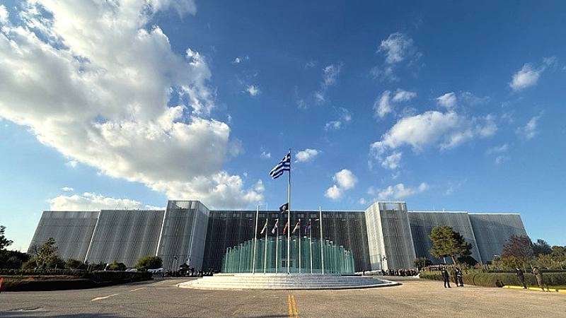 Αυξήσεις μισθών για τα στελέχη των Ενόπλων Δυνάμεων με το νέο μισθολόγιο