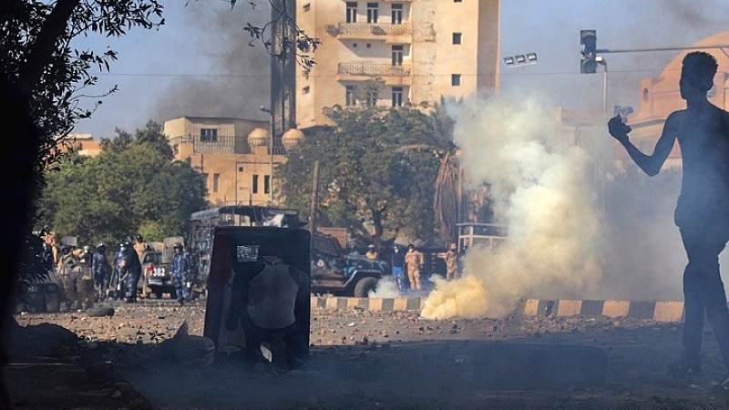 Σουδάν: Θλίψη και οργή από την επίθεση σε παιδικό σταθμό και νοσοκομείο που σκότωσε 114 άτομα