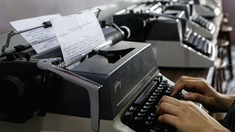 Οι κορυφαίοι τίτλοι της Black List 2025: Ακυκλοφόρητα σενάρια του Χόλιγουντ που ξεχωρίζουν