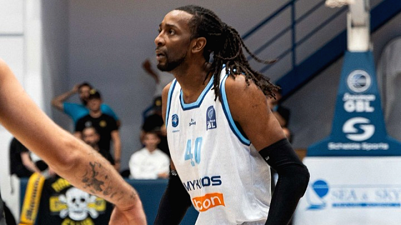 «Τέλος» από τη Μύκονο ο Έβανς