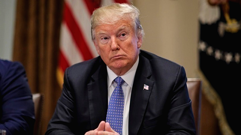 Αμερικανικές απαντήσεις υπόσχεται ο πρόεδρος Τραμπ μετά την επίθεση του Ισλαμικού Κράτους στη Συρία