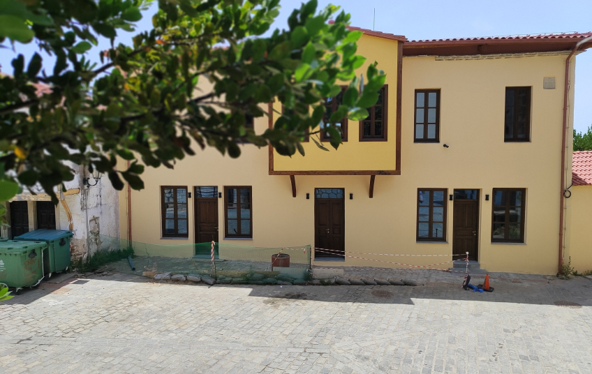 Ο Δήμος Πολυγύρου παρέλαβε το «Κοτσιανέικο» – Στόχος η μετατροπή του σε λαογραφικό μουσείο