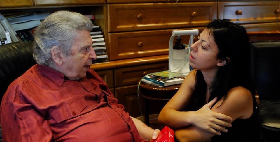 Νέοι από όλο τον κόσμο ερμηνεύουν τραγούδια του Μίκη Θεοδωράκη σε έξι γλώσσες