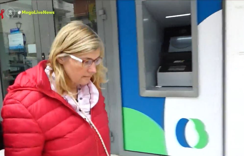 Απειλές με μηνύσεις από τη δασκάλα του Λουτρακίου που κατήγγειλε τον 6χρονο μαθητή για θωπεία