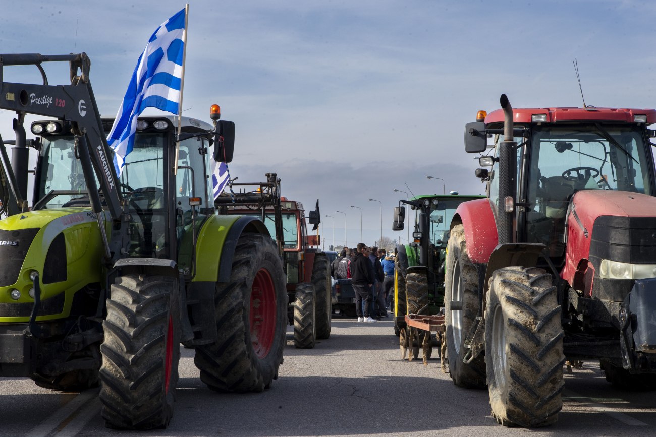 Έληξε ο αποκλεισμός του τελωνείου Ευζώνων από τους αγρότες