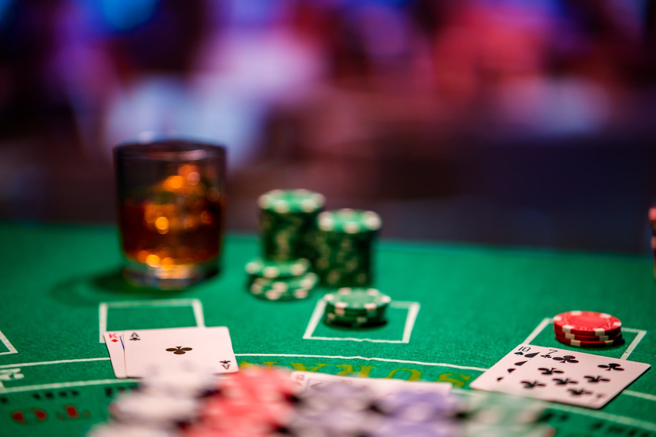 Αποζημιώσεις σε όλους εκτός του Σπύρου Μαρτίκα: Τι δηλώνει ο αρχηγός της εγκληματικής οργάνωσης σχετικά με την απάτη στο καζίνο