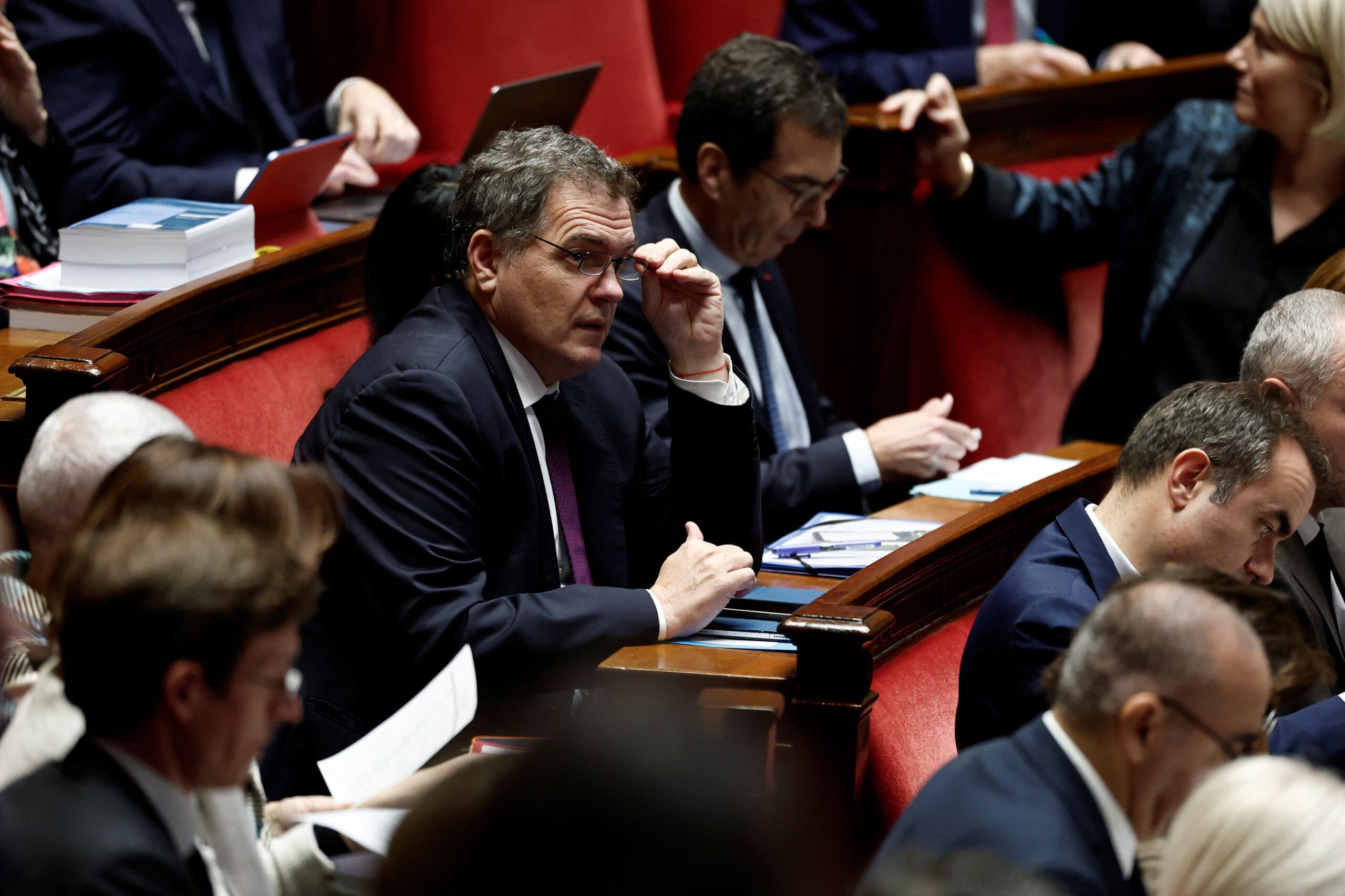 Η Γαλλία στο χείλος του προϋπολογισμού – Ο Εντουάρ Φιλίπ αποσύρει τη στήριξή του για την κοινωνική ασφάλιση