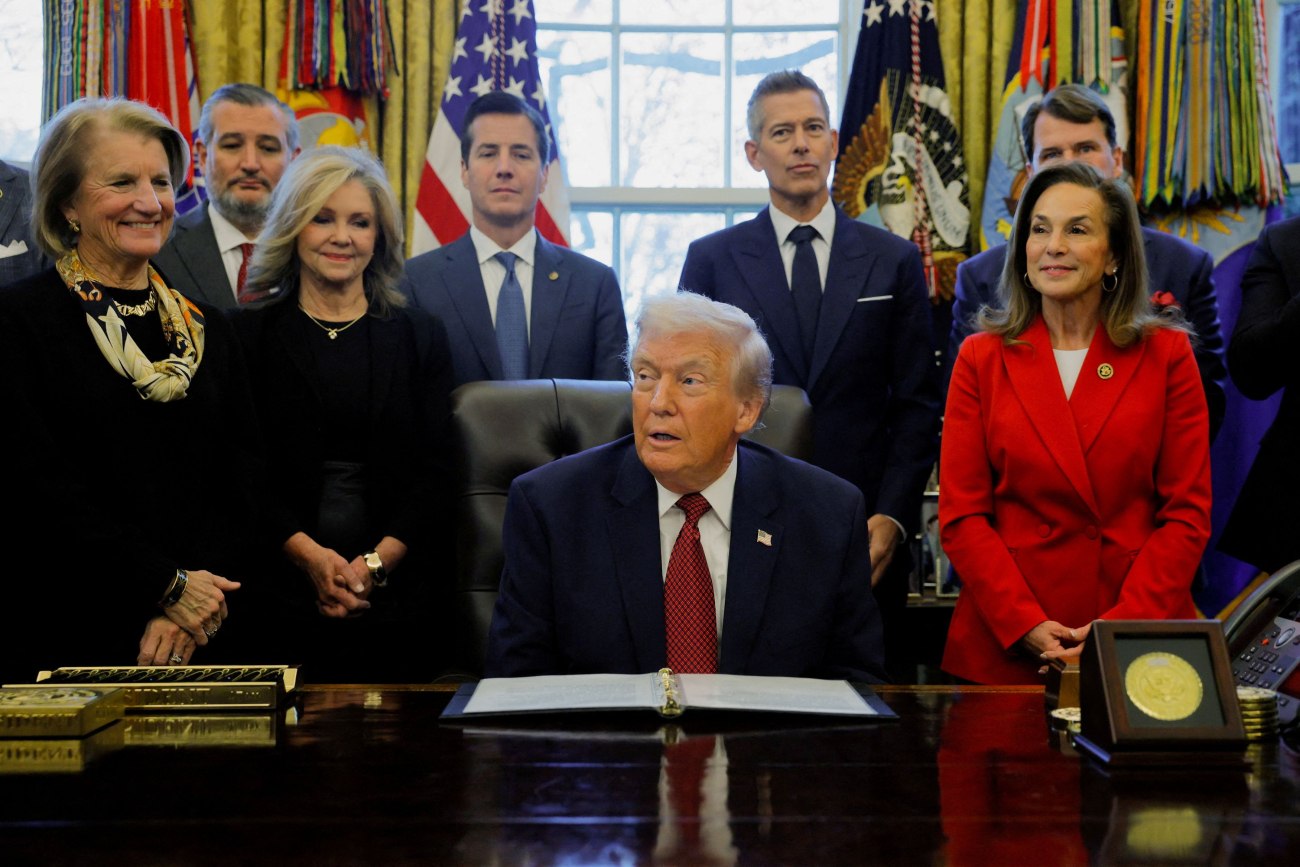 Ο Τραμπ υποστηρίζει ότι ο Πούτιν επιθυμεί να τερματίσει τον πόλεμο