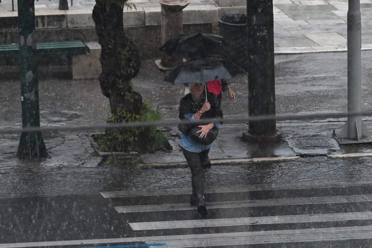 Κακοκαιρία Byron: Σοβαρές βροχές και χαλάζι, 48 ώρες προειδοποιήσεις για την Αττική
