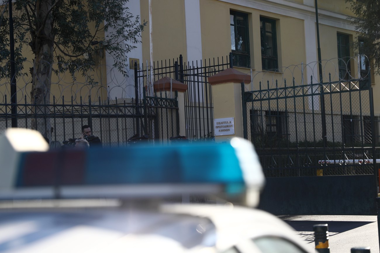 Κακοκαιρία Byron: Καθυστέρηση στις συνεδριάσεις των δικαστηρίων λόγω καιρικών συνθηκών